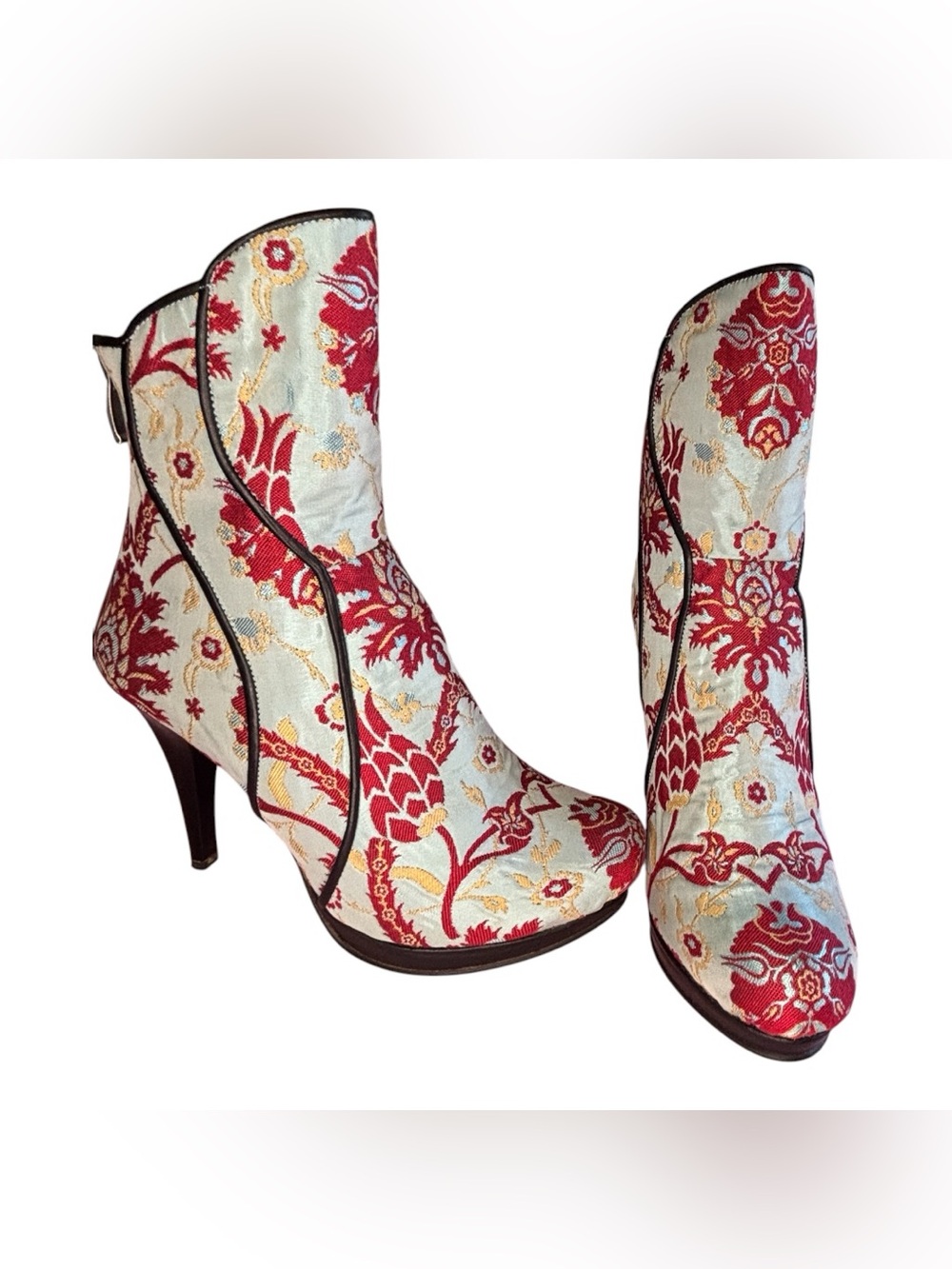 Rockwell Tharp Brocade Booties Sz 39 Red Cream Floral Stiletto Boho - Picture 2 of 15